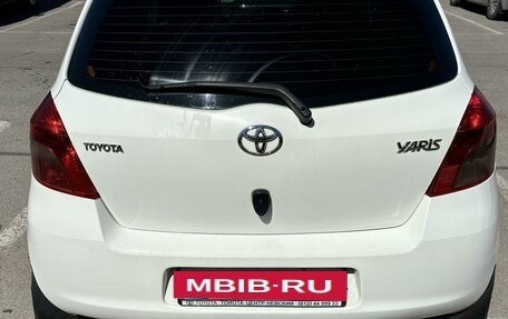 Toyota Yaris III рестайлинг, 2008 год, 785 000 рублей, 5 фотография