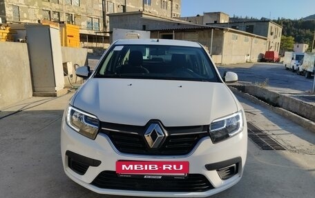 Renault Logan II, 2020 год, 1 100 000 рублей, 1 фотография