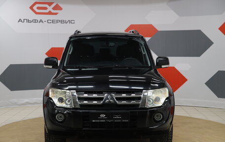 Mitsubishi Pajero IV, 2011 год, 1 890 000 рублей, 2 фотография