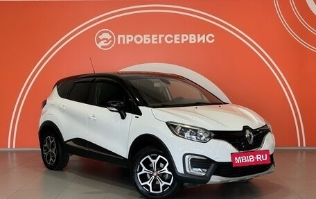 Renault Kaptur I рестайлинг, 2018 год, 1 785 000 рублей, 3 фотография