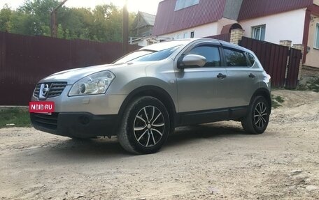 Nissan Qashqai, 2009 год, 925 000 рублей, 2 фотография