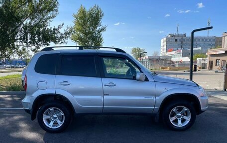 Chevrolet Niva I рестайлинг, 2011 год, 599 900 рублей, 4 фотография