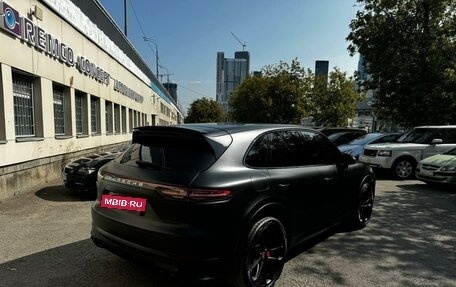 Porsche Cayenne III, 2018 год, 10 990 000 рублей, 2 фотография