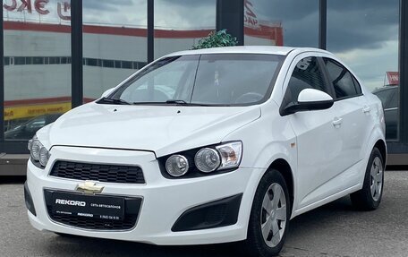 Chevrolet Aveo III, 2015 год, 831 000 рублей, 2 фотография