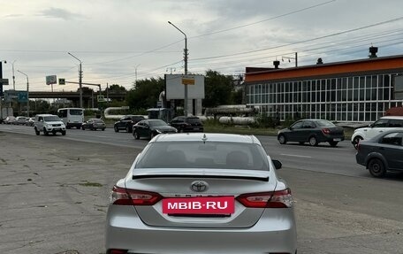 Toyota Camry, 2020 год, 3 050 000 рублей, 4 фотография