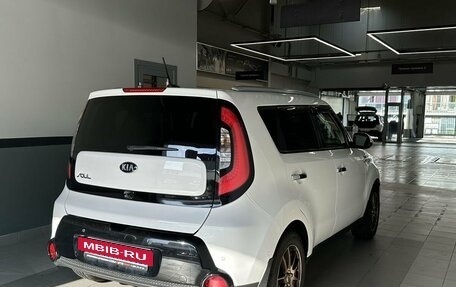 KIA Soul II рестайлинг, 2015 год, 1 571 000 рублей, 4 фотография