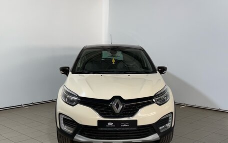 Renault Kaptur I рестайлинг, 2019 год, 1 370 000 рублей, 2 фотография