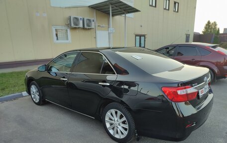 Toyota Camry, 2011 год, 1 700 000 рублей, 2 фотография