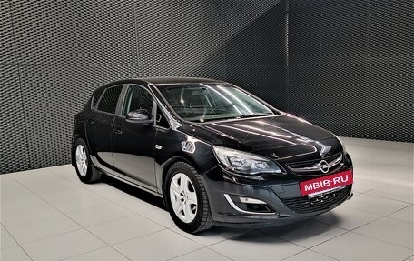 Opel Astra J, 2012 год, 710 000 рублей, 2 фотография