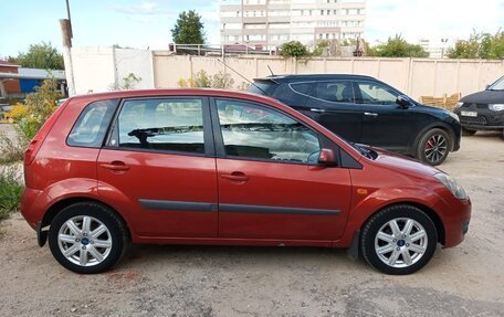 Ford Fiesta, 2006 год, 480 000 рублей, 2 фотография