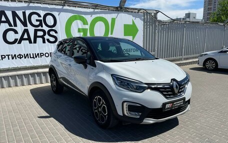 Renault Kaptur I рестайлинг, 2020 год, 1 720 000 рублей, 2 фотография