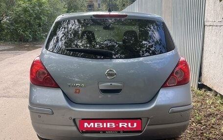 Nissan Tiida, 2010 год, 900 000 рублей, 3 фотография