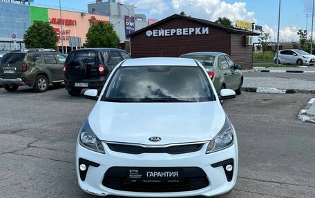 KIA Rio IV, 2019 год, 1 540 600 рублей, 2 фотография