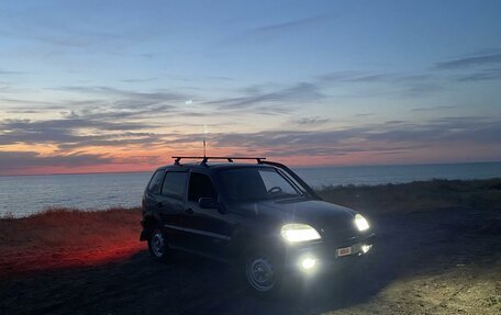 Chevrolet Niva I рестайлинг, 2004 год, 270 000 рублей, 2 фотография