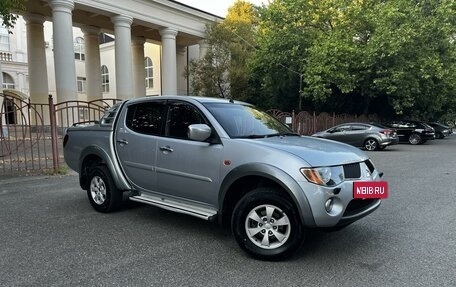 Mitsubishi L200 IV рестайлинг, 2007 год, 1 375 000 рублей, 4 фотография