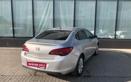 Opel Astra J, 2013 год, 990 000 рублей, 5 фотография