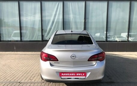 Opel Astra J, 2013 год, 990 000 рублей, 4 фотография