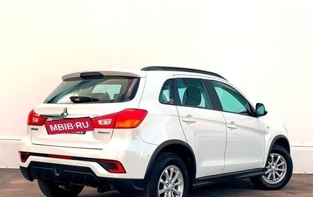 Mitsubishi ASX I рестайлинг, 2017 год, 1 597 600 рублей, 2 фотография