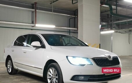 Skoda Superb III рестайлинг, 2013 год, 1 090 000 рублей, 4 фотография