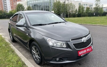 Chevrolet Cruze II, 2012 год, 650 000 рублей, 6 фотография