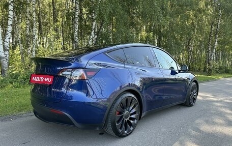 Tesla Model Y I, 2022 год, 6 990 000 рублей, 4 фотография