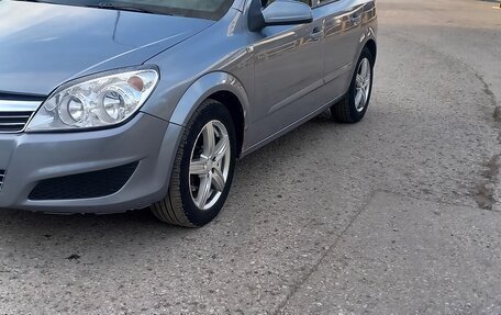 Opel Astra H, 2008 год, 390 000 рублей, 1 фотография