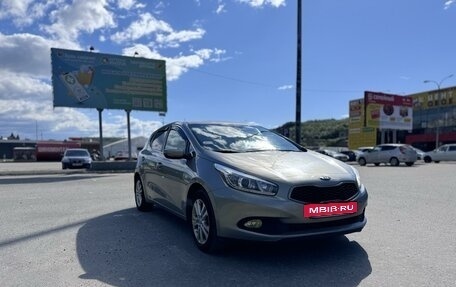 KIA cee'd III, 2014 год, 1 390 000 рублей, 3 фотография