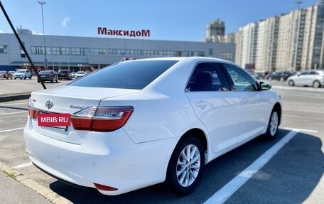 Toyota Camry, 2015 год, 1 780 000 рублей, 4 фотография