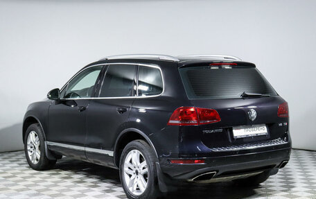 Volkswagen Touareg III, 2011 год, 1 950 000 рублей, 6 фотография