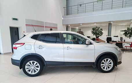 Nissan Qashqai, 2016 год, 1 574 000 рублей, 4 фотография