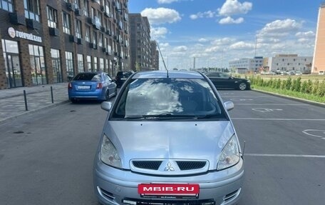 Mitsubishi Colt VI рестайлинг, 2003 год, 475 000 рублей, 3 фотография