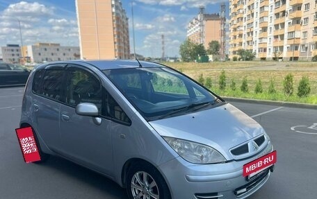 Mitsubishi Colt VI рестайлинг, 2003 год, 475 000 рублей, 2 фотография