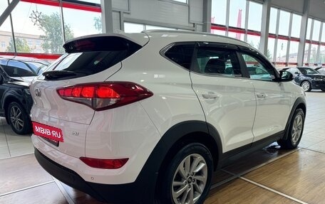 Hyundai Tucson III, 2018 год, 2 299 000 рублей, 6 фотография