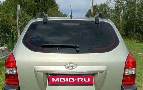 Hyundai Tucson III, 2008 год, 830 000 рублей, 2 фотография