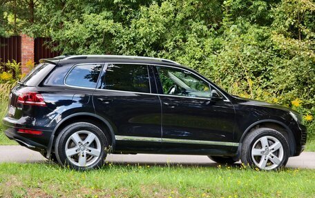 Volkswagen Touareg III, 2011 год, 2 900 000 рублей, 4 фотография