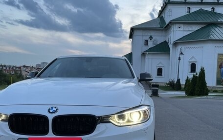 BMW 3 серия, 2012 год, 1 700 000 рублей, 2 фотография