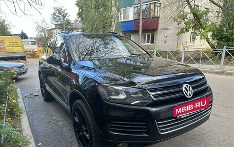 Volkswagen Touareg III, 2013 год, 2 000 000 рублей, 3 фотография