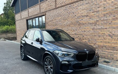 BMW X5, 2022 год, 8 750 000 рублей, 2 фотография