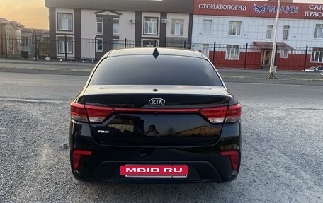 KIA Rio IV, 2018 год, 1 550 000 рублей, 3 фотография