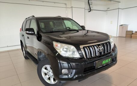 Toyota Land Cruiser Prado 150 рестайлинг 2, 2013 год, 3 030 000 рублей, 2 фотография