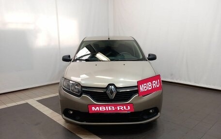 Renault Logan II, 2015 год, 824 000 рублей, 2 фотография