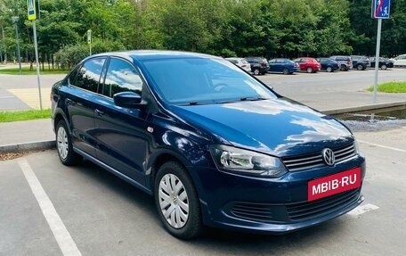 Volkswagen Polo VI (EU Market), 2012 год, 990 000 рублей, 2 фотография