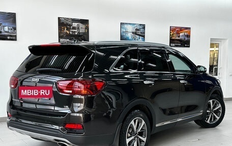 KIA Sorento III Prime рестайлинг, 2019 год, 3 090 000 рублей, 2 фотография