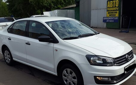 Volkswagen Polo VI (EU Market), 2015 год, 670 000 рублей, 2 фотография