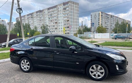 Peugeot 408 I рестайлинг, 2016 год, 995 000 рублей, 4 фотография