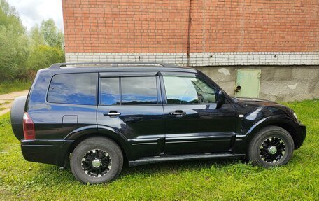 Mitsubishi Pajero III рестайлинг, 2005 год, 1 470 000 рублей, 2 фотография