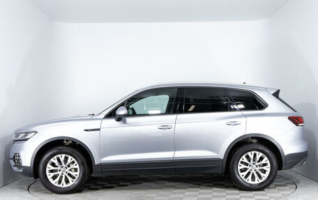 Volkswagen Touareg III, 2018 год, 4 400 000 рублей, 7 фотография