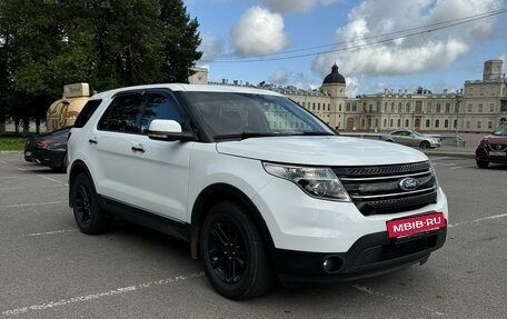 Ford Explorer VI, 2014 год, 1 750 000 рублей, 2 фотография