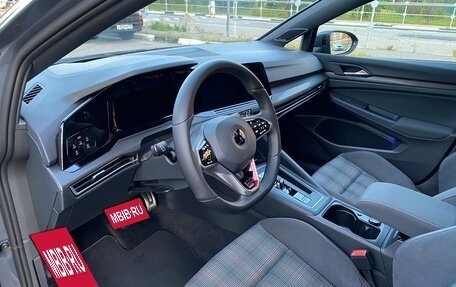 Volkswagen Golf GTI, 2022 год, 5 000 000 рублей, 7 фотография