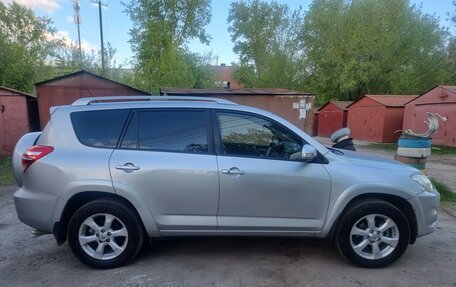 Toyota RAV4, 2011 год, 1 590 000 рублей, 4 фотография